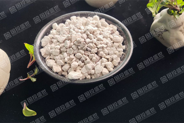 用天然沸石做的貓砂有什么優(yōu)勢？